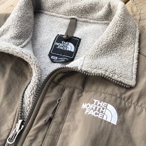 The North Face Jackets & Coats - EUC - The North Face Denali Jacket The North Face Jackets & Coats - EUC - The North Face Denali Jacket